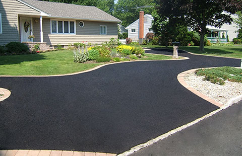 beautiful blacktop driveway
